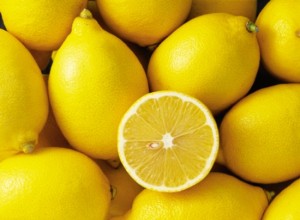 best detoxifying foods-lemons